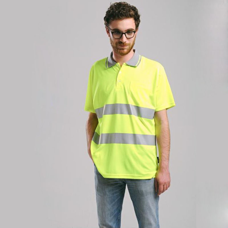 带反光工作服